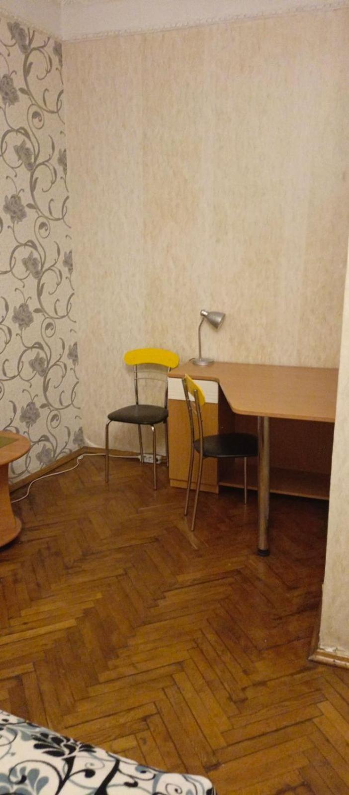 Home Hotel Apartments On Lva Tolstogo Kiev Bagian luar foto