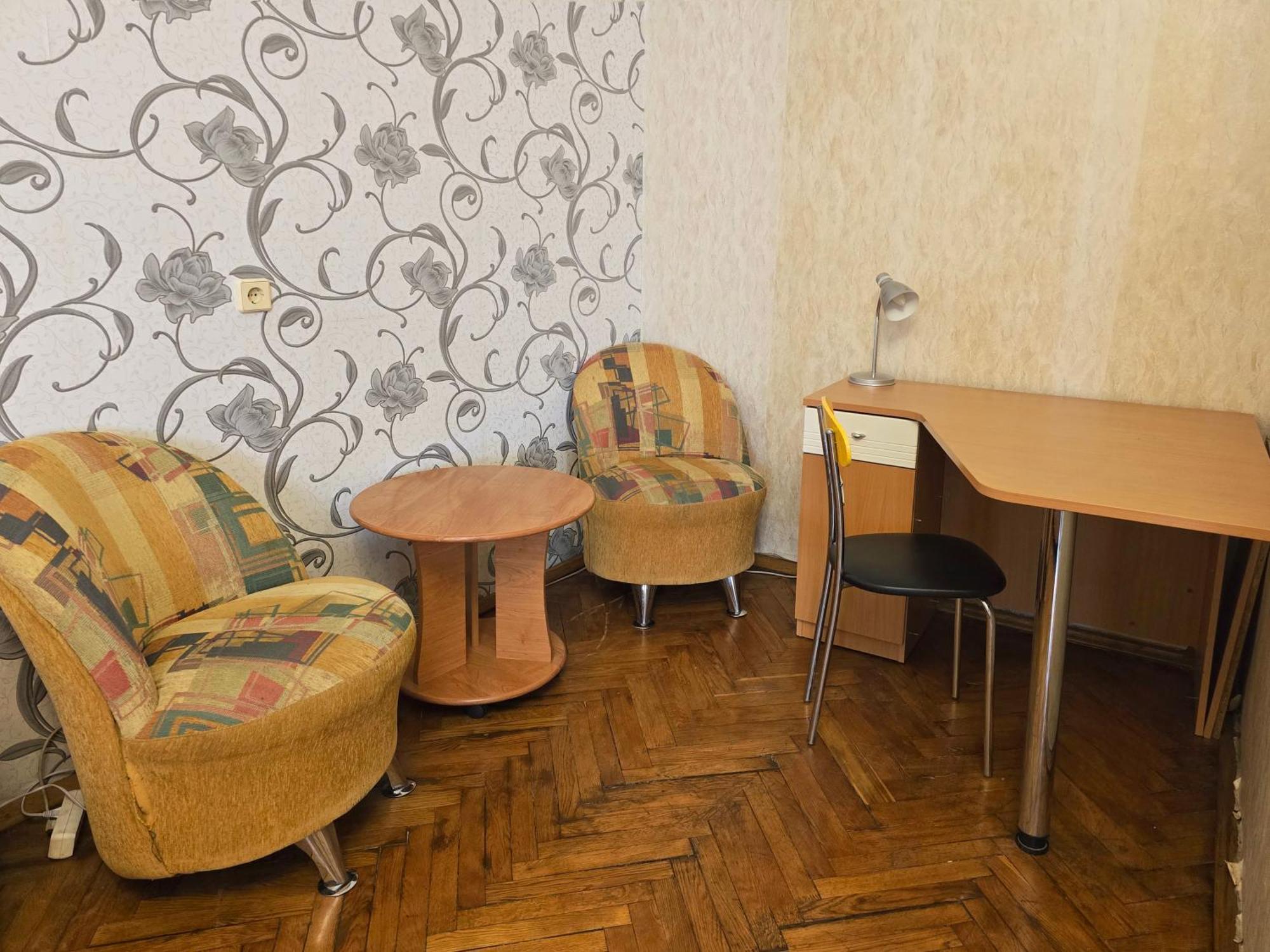 Home Hotel Apartments On Lva Tolstogo Kiev Bagian luar foto